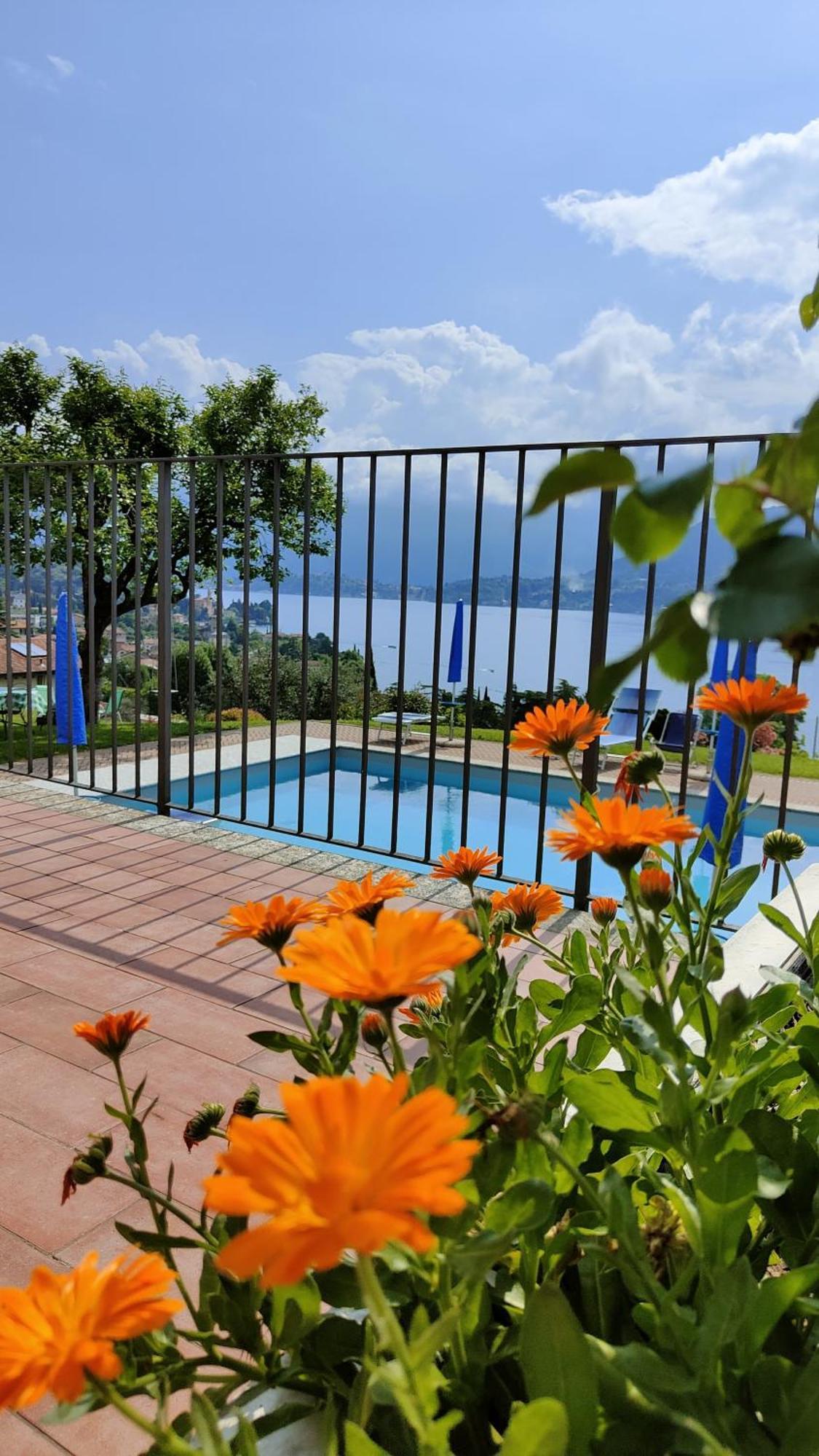 Residence Celeste Mezzegra Екстер'єр фото